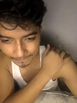 Snapshot of kaif_220 chatting on September 19, 2025, 6:23 pm kaif 220 online show from September 19, 2025, 6:23 pm