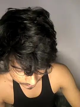 Snapshot of kaif_220 chatting on October 22, 2025, 2:16 pm kaif 220 online show from October 22, 2025, 2:16 pm