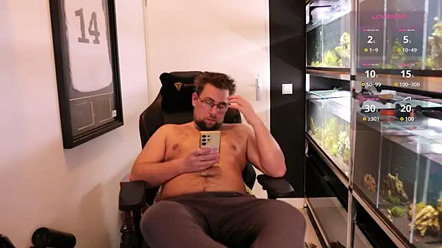 justinitt online show from March 9, 2025, 10:30 pm