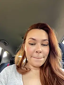 Snapshot of Kelley_Allie chatting on December 14, 2025, 8:31 am Kelley Allie online show from December 14, 2025, 8:31 am