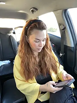 Snapshot of Kelley_Allie chatting on November 1, 2025, 6:19 am Kelley Allie online show from November 1, 2025, 6:19 am