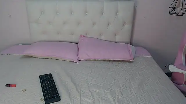 gracelove 1 online show from January 20, 2025, 1:11 pm