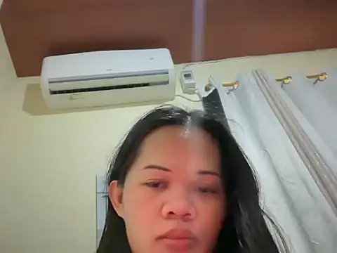 Snapshot of SophiaCourthaway chatting on July 8, 2026, 5:19 am SophiaCourthaway online show from July 8, 2026, 5:19 am