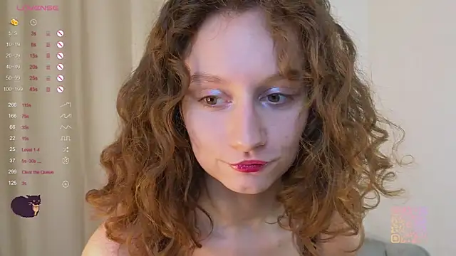 Snapshot of Leya_Curly chatting on November 4, 2025, 4:22 pm Leya Curly online show from November 4, 2025, 4:22 pm