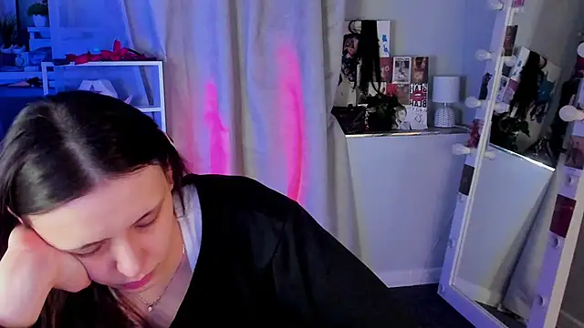 Sahara Shields online show from March 13, 2026, 9:14 am