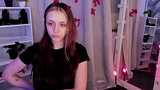 Snapshot of Sahara_Shields chatting on March 4, 2025, 10:24 am Sahara Shields online show from March 4, 2025, 10:24 am