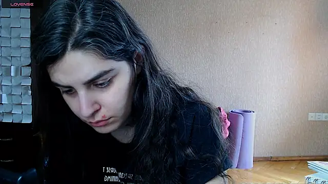  Roselina  online show from February 10, 2026, 11:09 am