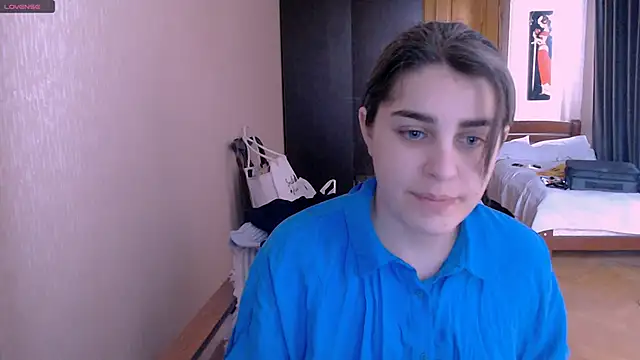 Snapshot of _Roselina_ chatting on March 21, 2025, 7:22 am Roselina online show from March 21, 2025, 7:22 am