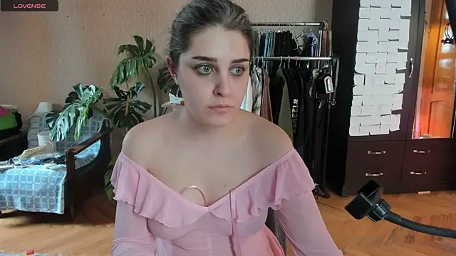  Roselina  online show from July 29, 2026, 11:09 am