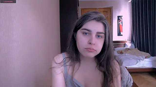 Snapshot of _Roselina_ chatting on March 2, 2025, 7:10 am Roselina online show from March 2, 2025, 7:10 am