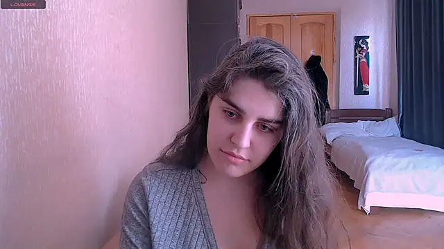 Snapshot of _Roselina_ chatting on February 28, 2025, 9:25 am Roselina online show from February 28, 2025, 9:25 am