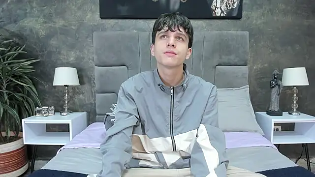 bruce hans online show from November 8, 2025, 11:47 am