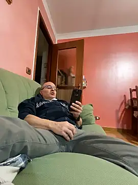 Snapshot of sempreilmio2 chatting on February 6, 2025, 6:24 pm sempreilmio2 online show from February 6, 2025, 6:24 pm