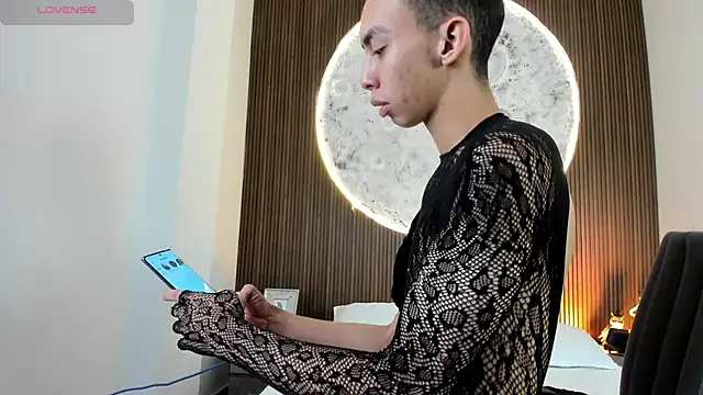 EthaanCox online show from January 8, 2026, 8:48 pm