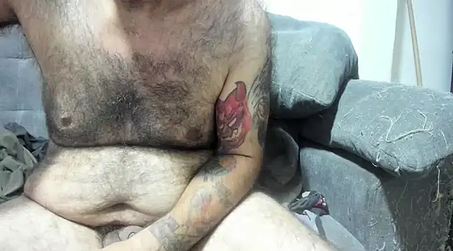 Snapshot of Chubi6669 chatting on February 22, 2025, 1:57 pm Chubi6669 online show from February 22, 2025, 1:57 pm