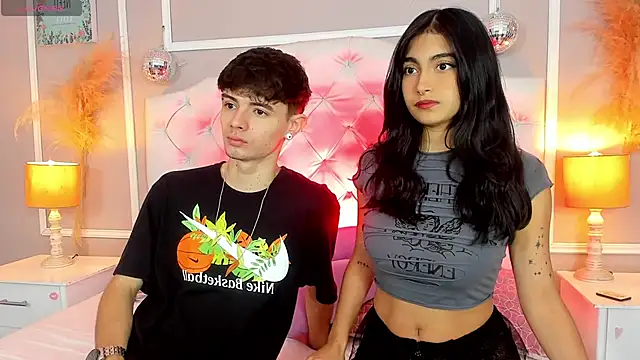 Snapshot of connor_and_angel chatting on October 13, 2025, 12:40 pm connor and angel online show from October 13, 2025, 12:40 pm