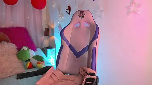 Snapshot of emma_soffia_ chatting on March 3, 2025, 5:52 pm emma soffia  online show from March 3, 2025, 5:52 pm