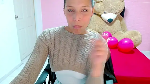 DULCE1609 online show from March 1, 2025, 8:10 pm