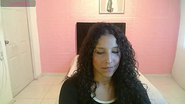 DULCE1609 online show from July 13, 2026, 8:08 pm