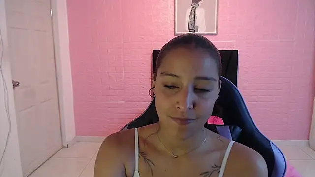 DULCE1609 online show from April 15, 2026, 8:09 pm