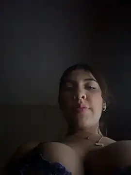 Snapshot of Eva1203 chatting on February 27, 2026, 3:18 am Eva1203 online show from February 27, 2026, 3:18 am