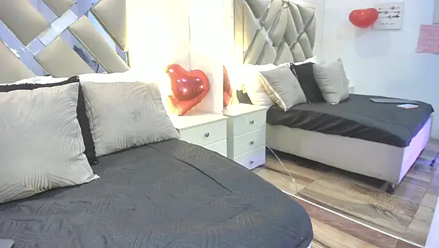 raquell moore online show from February 20, 2026, 12:18 pm