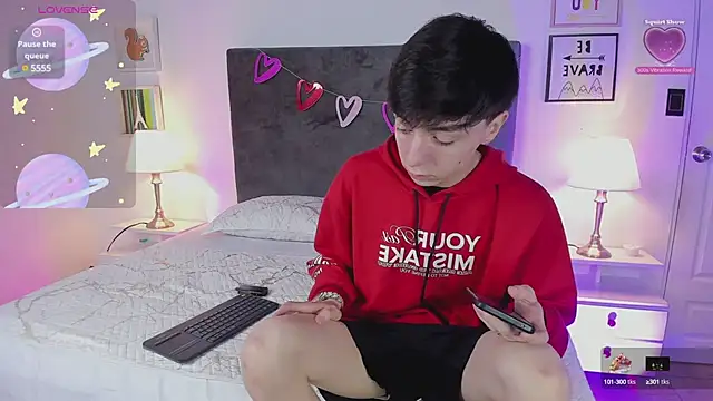 Snapshot of ethan_and_ava chatting on February 27, 2025, 1:49 pm ethan and ava online show from February 27, 2025, 1:49 pm