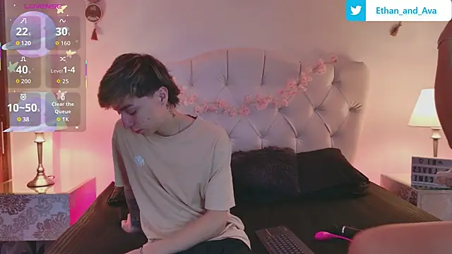 Snapshot of ethan_and_ava chatting on September 30, 2025, 12:55 pm ethan and ava online show from September 30, 2025, 12:55 pm