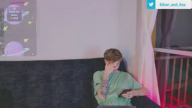 ethan and ava online show from October 24, 2025, 2:54 am