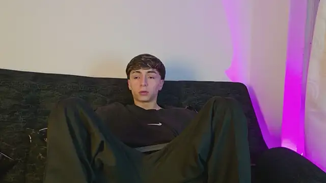 ethan and ava online show from February 22, 2026, 2:58 am