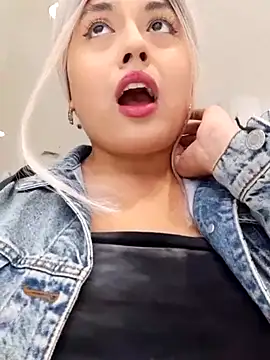 Snapshot of monicavictoria1301 chatting on March 22, 2025, 7:42 pm monicavictoria1301 online show from March 22, 2025, 7:42 pm