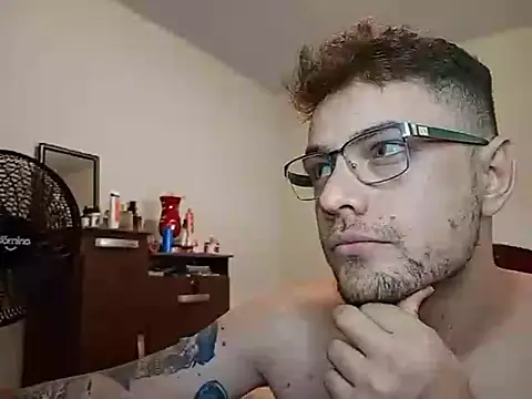 Dyllan   online show from April 10, 2026, 7:21 pm