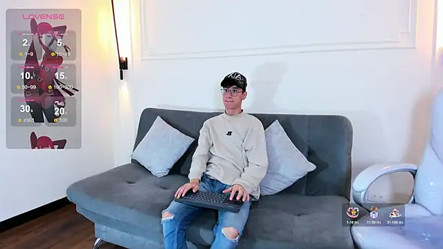 Cum hunters online show from November 11, 2025, 3:12 am