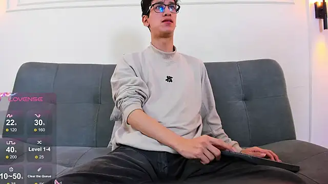 Cum hunters online show from April 15, 2026, 3:23 am