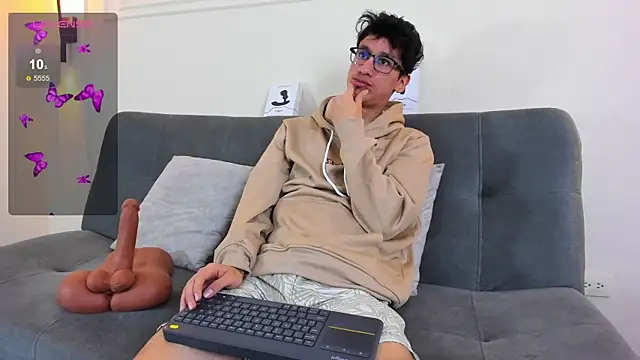 Cum hunters online show from November 25, 2025, 3:29 am