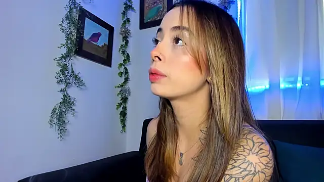 Sophiaa Gomez online show from December 19, 2025, 4:53 pm