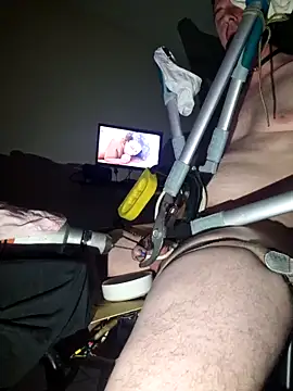 alexandrezeke online show from April 17, 2026, 5:38 pm