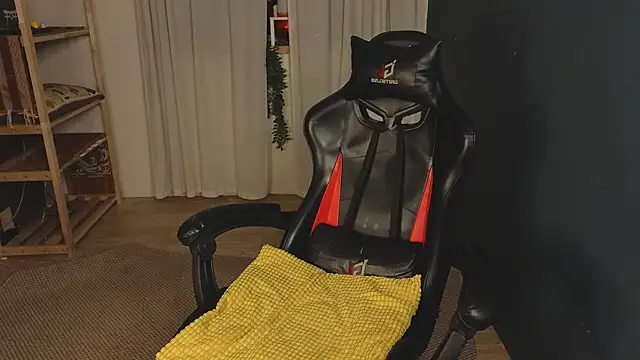 too sexxxy online show from March 12, 2026, 5:55 am