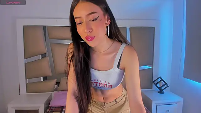 Snapshot of Princess_tokyo chatting on January 23, 2025, 12:52 pm Princess tokyo online show from January 23, 2025, 12:52 pm