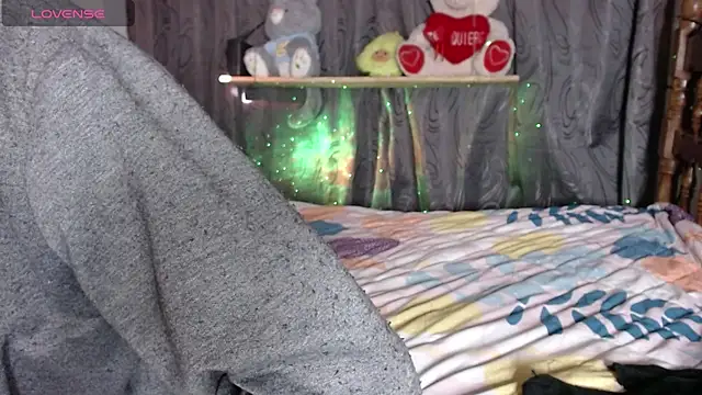 Snapshot of stefany_pablo1 chatting on November 21, 2025, 12:37 pm stefany pablo1 online show from November 21, 2025, 12:37 pm