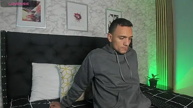 Snapshot of stefany_pablo1 chatting on March 17, 2025, 1:29 pm stefany pablo1 online show from March 17, 2025, 1:29 pm