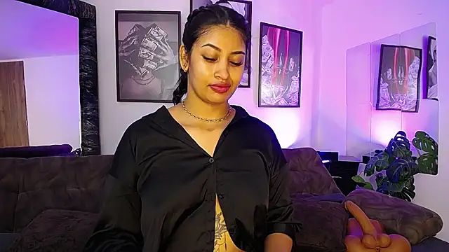 Snapshot of loretahorny chatting on January 7, 2026, 1:27 pm loretahorny online show from January 7, 2026, 1:27 pm