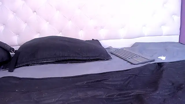 dalmonn lennoxx online show from February 9, 2025, 9:49 pm