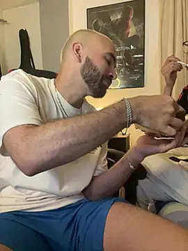 Snapshot of darkdesire_01 chatting on February 8, 2025, 1:22 am darkdesire 01 online show from February 8, 2025, 1:22 am