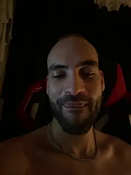 Snapshot of darkdesire_01 chatting on February 1, 2025, 3:41 am darkdesire 01 online show from February 1, 2025, 3:41 am