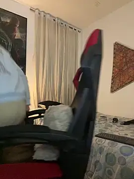 Snapshot of darkdesire_01 chatting on February 14, 2025, 1:13 am darkdesire 01 online show from February 14, 2025, 1:13 am