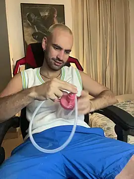 Snapshot of darkdesire_01 chatting on February 16, 2025, 1:58 am darkdesire 01 online show from February 16, 2025, 1:58 am