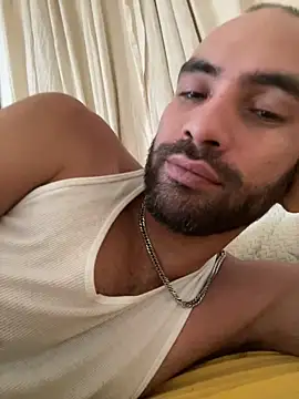 Snapshot of darkdesire_01 chatting on February 2, 2025, 12:09 am darkdesire 01 online show from February 2, 2025, 12:09 am