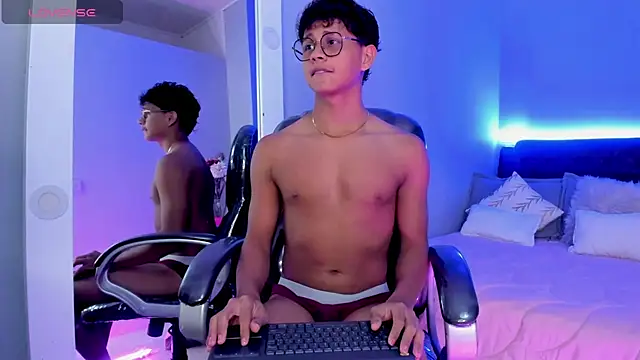 Dawn16  online show from November 27, 2025, 8:42 pm