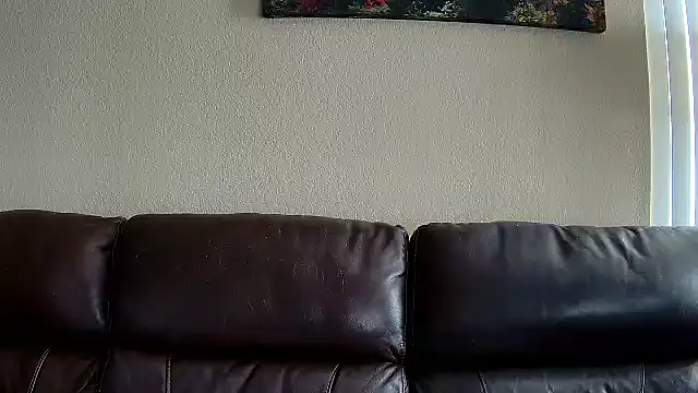 StonerPrincessGenie online show from January 30, 2025, 11:45 pm